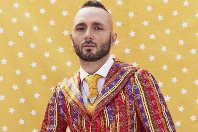 Şarkıcı Mabel Matiz kız arkadaşıyla kameralara yakalandı