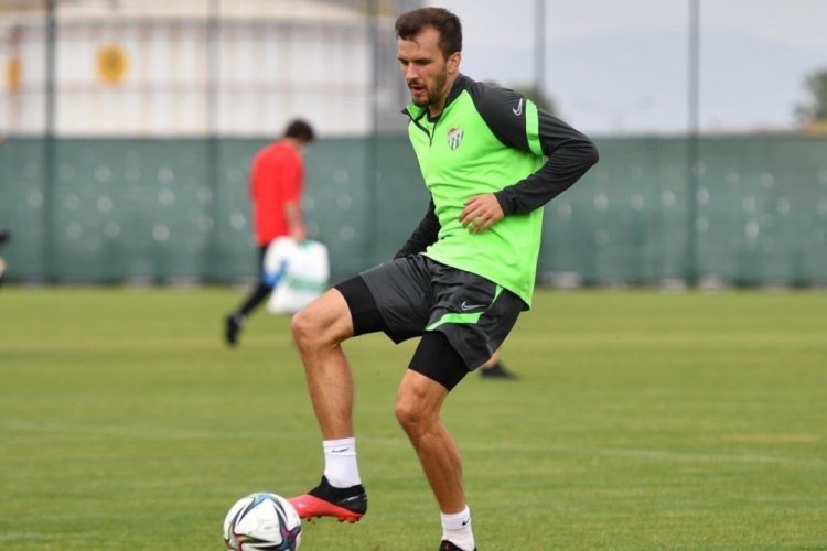 Luka Capan: S&uuml;per Lig'e &ccedil;ıkmak i&ccedil;in Bursaspor'a geldik