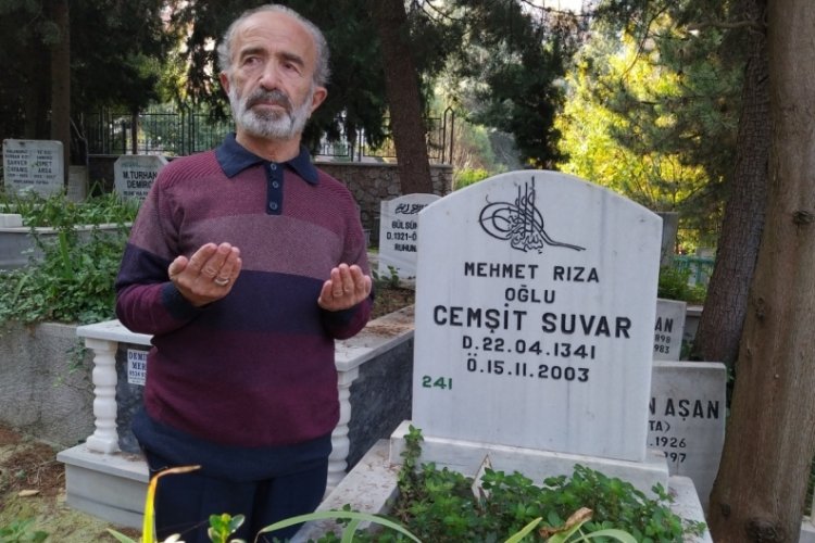 Bursa'da Kenan Evren'e tepki g&ouml;steren eski eserler sevdalısı Suvar anıldı