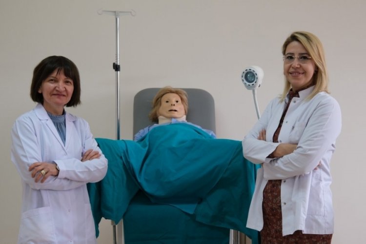 Sivas'ta doğumu kolaylaştıran teknik literat&uuml;re girdi