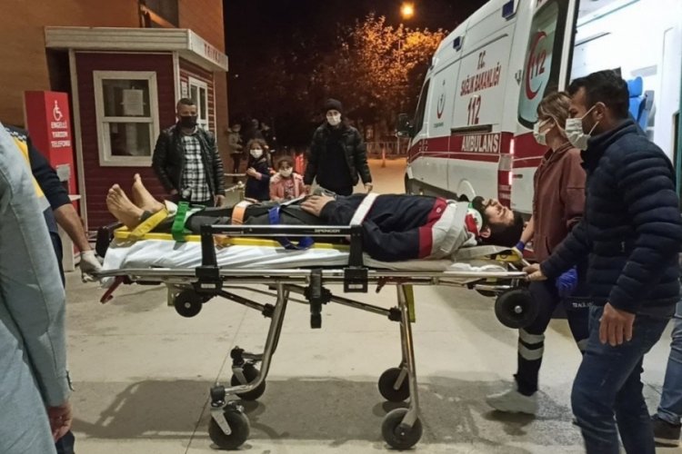 Bursa'da karantinadayken baca temizleyen gen&ccedil; &ccedil;atıdan d&uuml;şt&uuml;
