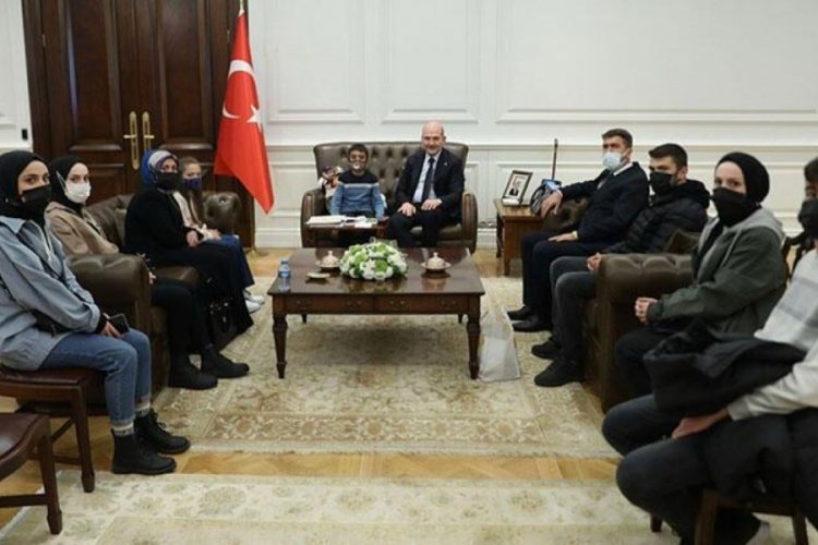 Bakan S&uuml;leyman Soylu, şehit Ahmet Budak'ın ailesini kabul etti