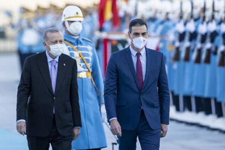 Cumhurbaşkanı Erdoğan, İspanya Başbakanı Sanchez'i resmi t&ouml;renle karşıladı