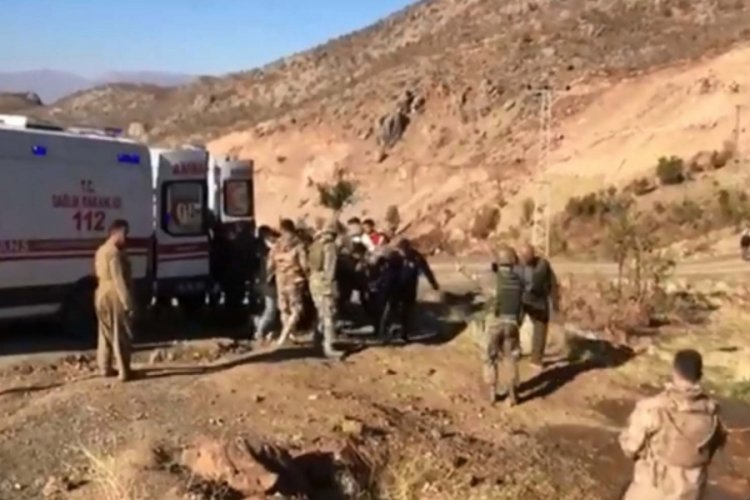 MSB duyurdu: Devrilen trakt&ouml;rdeki 5 yaralıyı Mehmet&ccedil;ik kurtardı