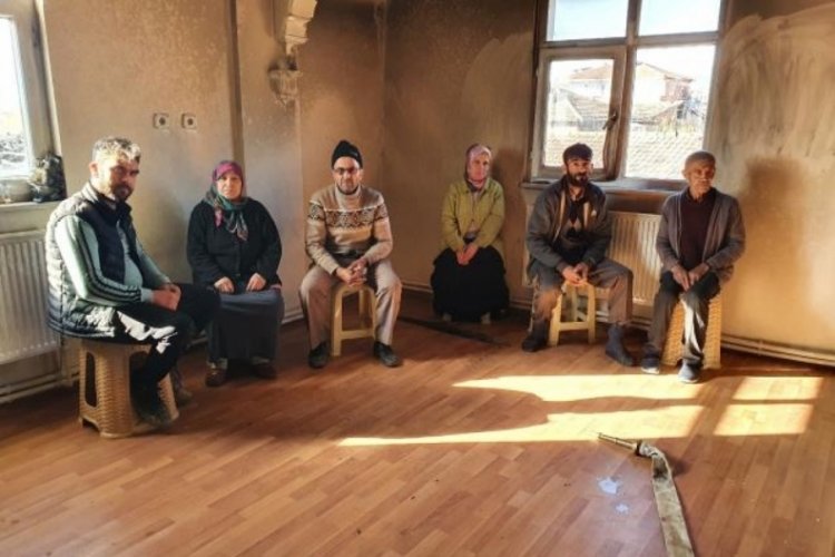 Kastamonu'da bulunan ev 16 g&uuml;n i&ccedil;erisinde &uuml;st &uuml;ste 17 kez yandı!