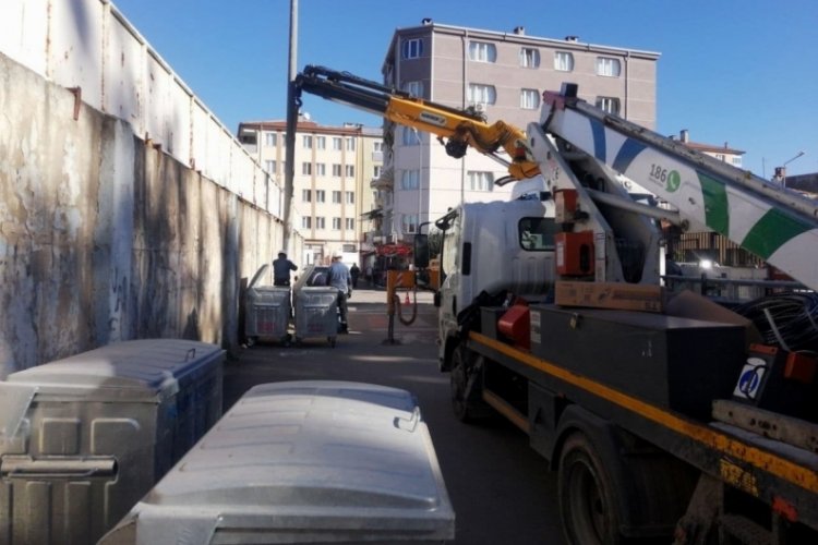 Bursa'da muhtar istedi, mahalle aydınlandı