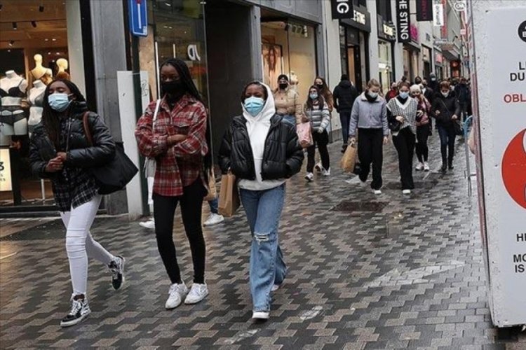 Bel&ccedil;ika koronavir&uuml;s tedbirlerini tekrar sıkılaştırdı
