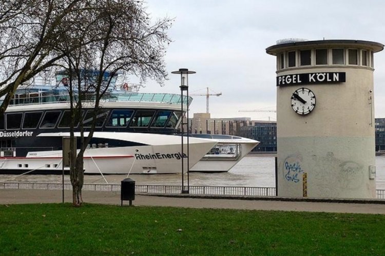 T&uuml;rk anne ve 4 yaşındaki oğlu Ren Nehri'nde &ouml;l&uuml; bulundu