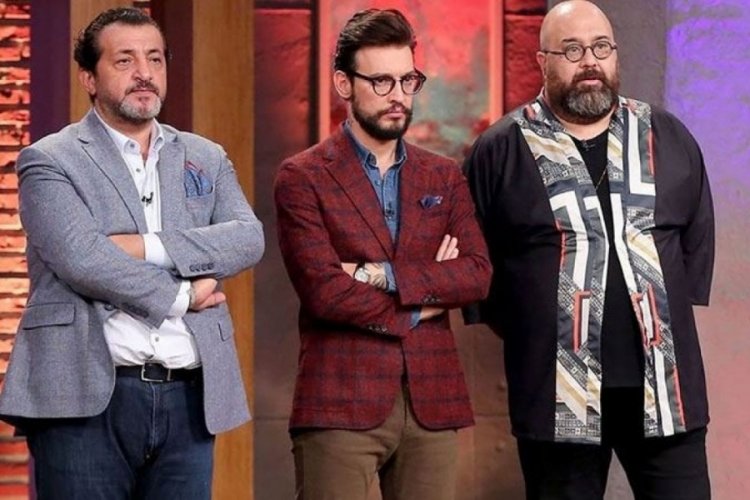 MasterChef'te j&uuml;ri &uuml;yelerini şoke eden tabak: İ&ccedil;inden  &ccedil;ıkan şey...