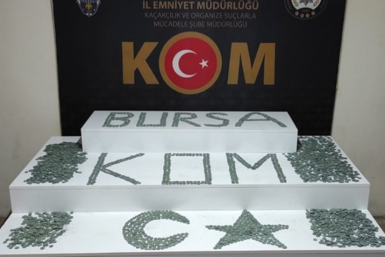Bursa'da tarihi eser operasyonu! 3 bin sikke ele ge&ccedil;irildi