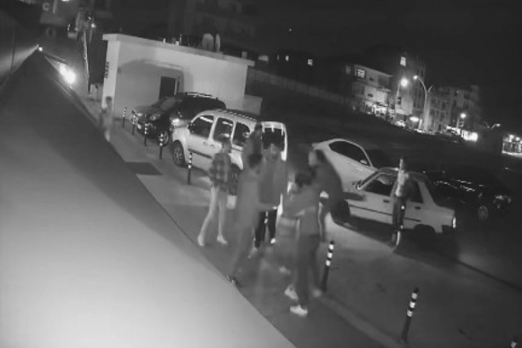 Kocaeli'nde bı&ccedil;aklı kavga: 1 &ouml;l&uuml; 3 yaralı