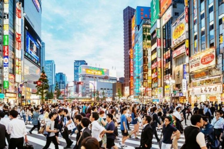 Japonya'da yabancı iş&ccedil;ilere kalıcı oturum verecekler