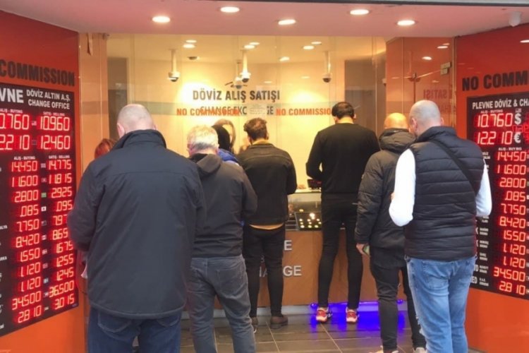 D&ouml;vizi &ccedil;alışanı tarafından &ccedil;alınan b&uuml;ro sahibi: Şok olduk