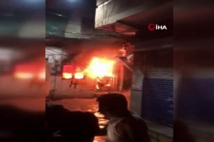 Pakistan'da t&uuml;p patlaması: 3 kişi &ouml;ld&uuml;