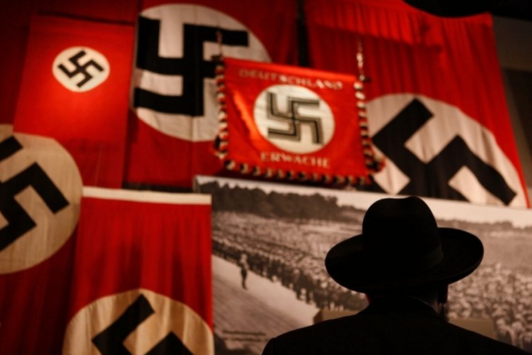 Almanya'da araştırma: Adalet sistemi Nazilerden ne kadar zamanda kurtarıldı?