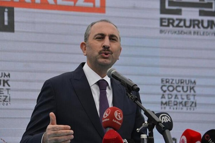 Bakan G&uuml;l'&uuml;n katılımıyla T&uuml;rkiye'nin ilk &Ccedil;ocuk Adalet Merkezi  a&ccedil;ıldı