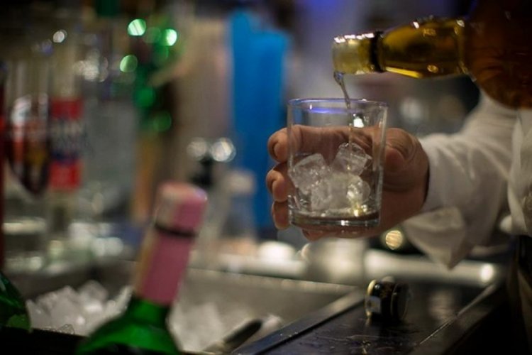 Bir yılda 3 milyon insan alkol nedeniyle &ouml;ld&uuml;