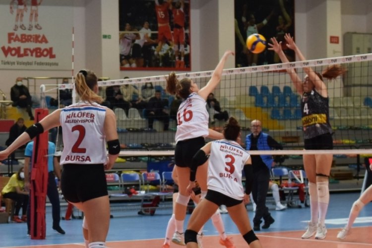 Zorlu ma&ccedil;ın kazananı Nil&uuml;fer'in gen&ccedil;leri oldu