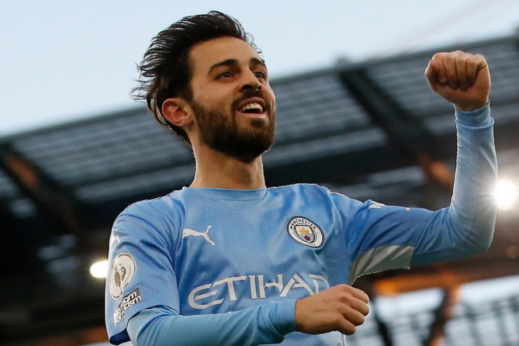 Manchester City 3 golle kazandı