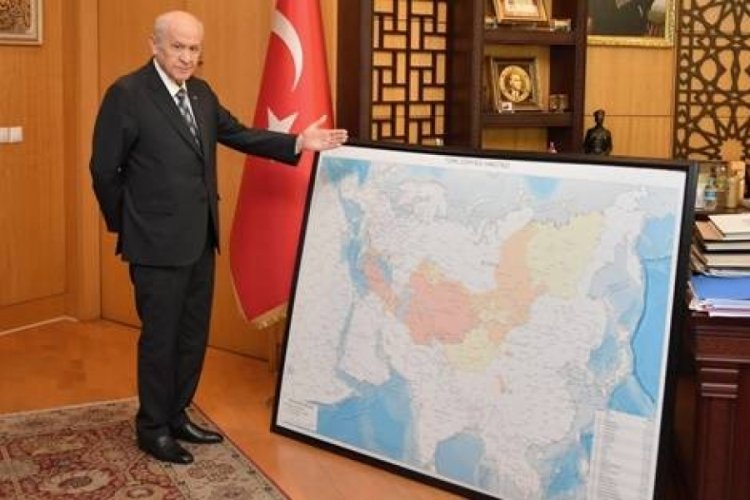 Bah&ccedil;eli'nin Cumhurbaşkanı Erdoğan'a hediye ettiği harita Rusya'da g&uuml;ndem oldu