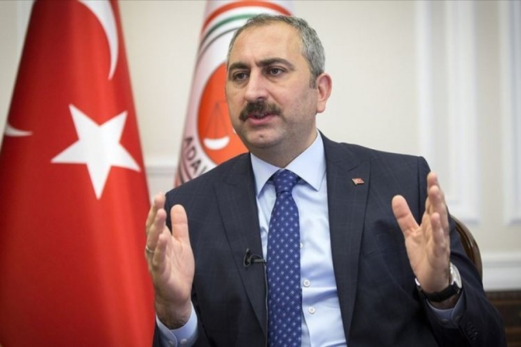 Adalet Bakanı G&uuml;l Kosovalı mevkidaşı ile bir araya geldi