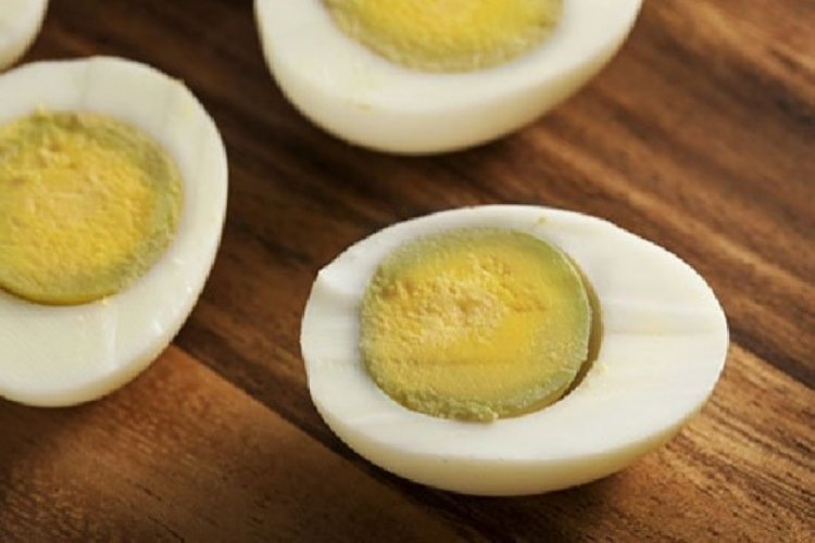 Yumurta haşlarken aşırıya ka&ccedil;mamaya dikkat edin