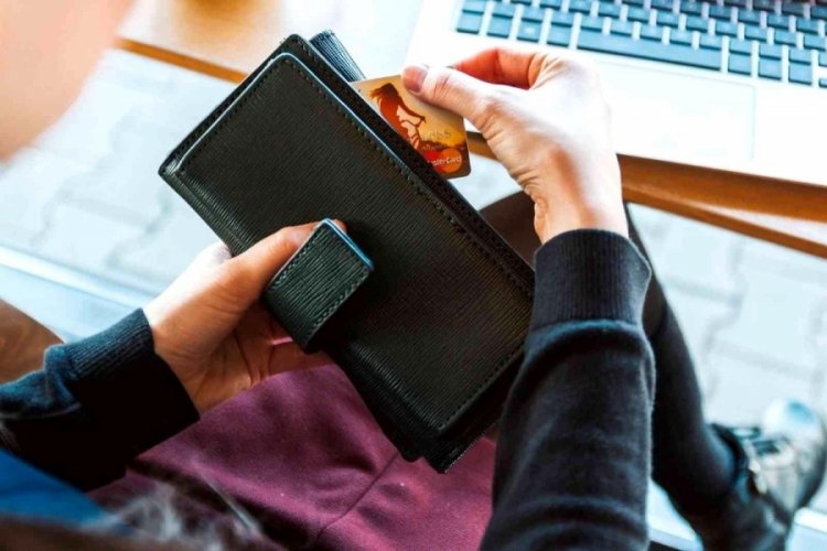 Kartlı &ouml;deme tutarı ekimde 165 milyar lira oldu