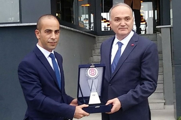 İnternet Gazetecileri'nden D&uuml;zce'ye nezaket ziyareti