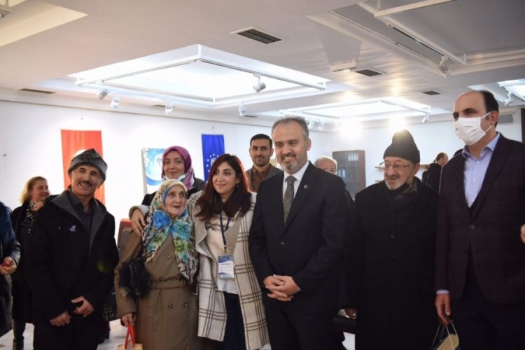 Bursa B&uuml;y&uuml;kşehir Belediye Başkanı Aktaş 'K&uuml;lt&uuml;r Akademisi'ni ziyaret etti