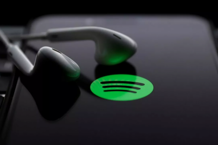 Spotify ve Netflix anlaştı: Pop&uuml;ler dizi ve filmlerin m&uuml;ziklerine tek kanaldan erişmek m&uuml;mk&uuml;n