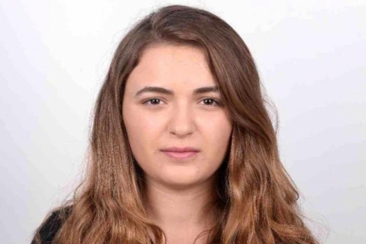 23 yaşındaki Bahar &ouml;ğretmen trafik kazasında hayatını kaybetti