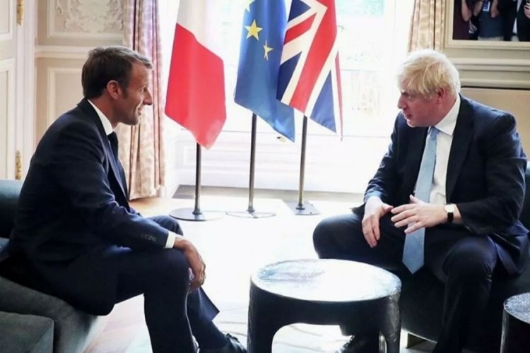 Johnson ve Macron, Manş Denizi'ndeki trajedinin ardından g&ouml;r&uuml;şt&uuml;