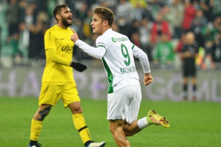 Bursaspor deplasmanda Gen&ccedil;lerbirliği ile karşı karşıya