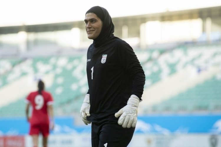 İranlı kaleciden &Uuml;rd&uuml;n Futbol Federasyonu'na dava