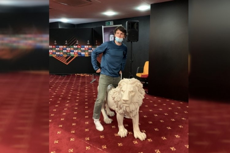 Fransız gazeteciden tepki &ccedil;eken Galatasaray paylaşımı