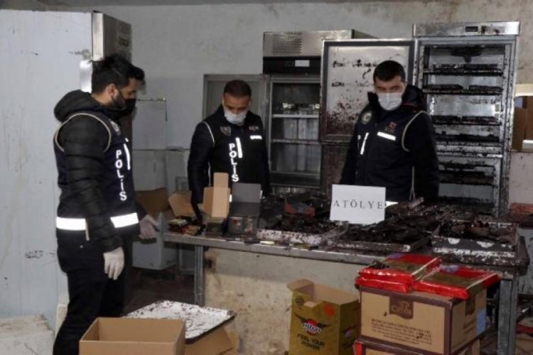 Cinsel i&ccedil;erikli &ccedil;ikolata &uuml;retimi yapan imalathaneye baskın