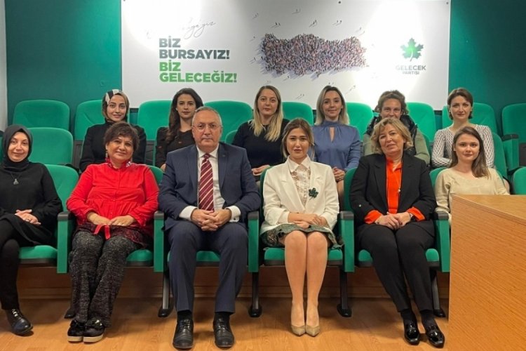 Bursa Gelecek Partisi haykırdı: Kadınlara kıymayın!