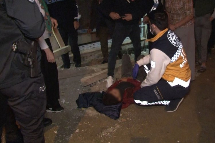 İstanbul k&ouml;pekten ka&ccedil;an &ccedil;ocuk, inşaat halindeki binanın merdiven boşluğuna d&uuml;şt&uuml;