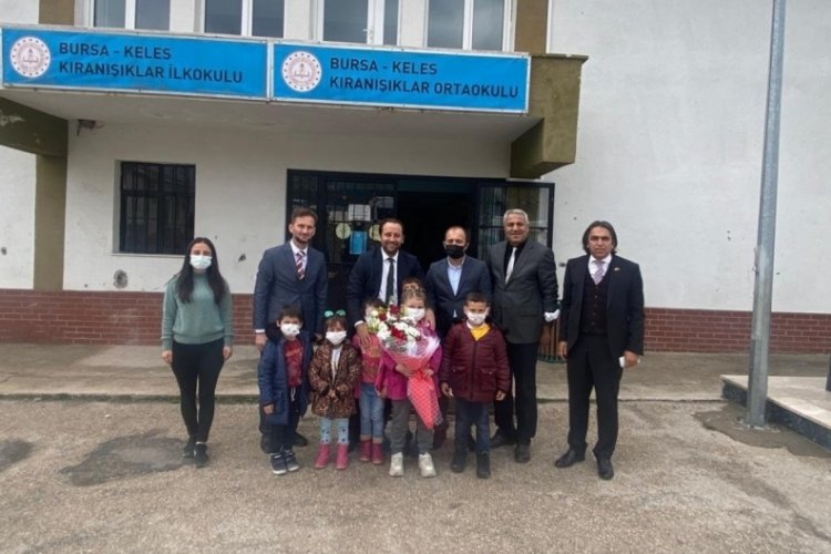 Bursa İl Milli Eğitim M&uuml;d&uuml;r&uuml; Serkan G&uuml;r'den Keles'teki okullara ziyaret
