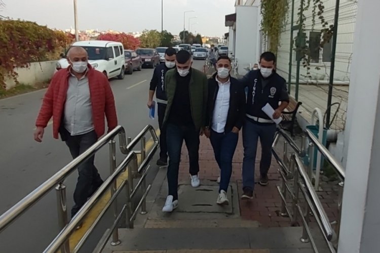 Cam silme kavgasında silahlar konuştu: 3 yaralı