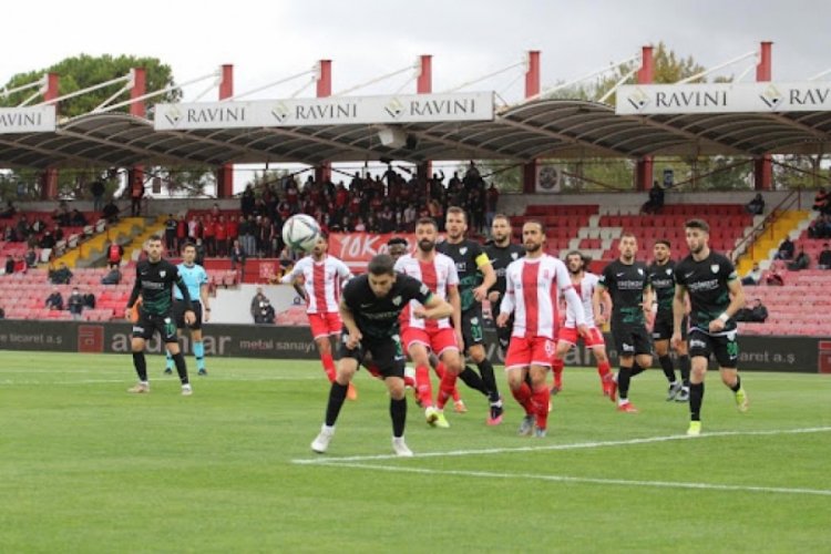 Balıkesirspor, Manisa FK'yı ağırlıyor