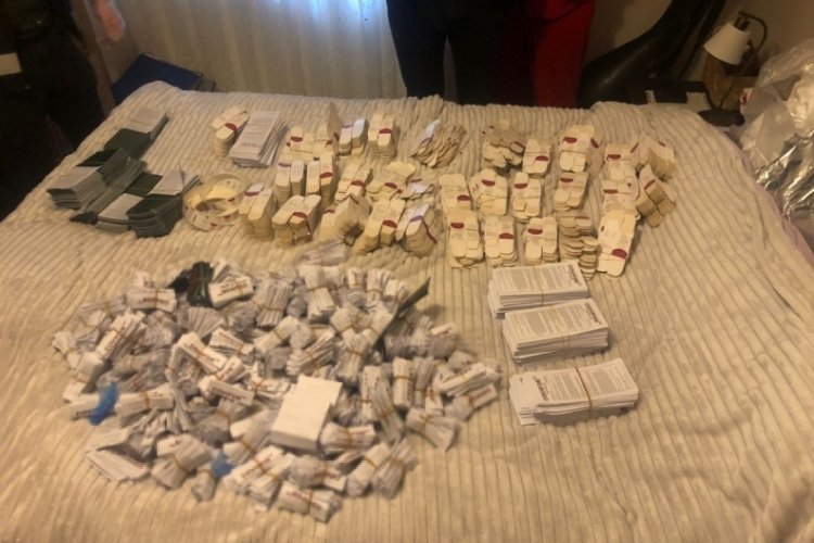 İstanbul'da baskın! Sahtekarlar yakalandı