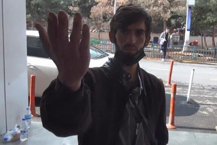 Hastalara 'şifa muskası' yazarak dolandırıyor!