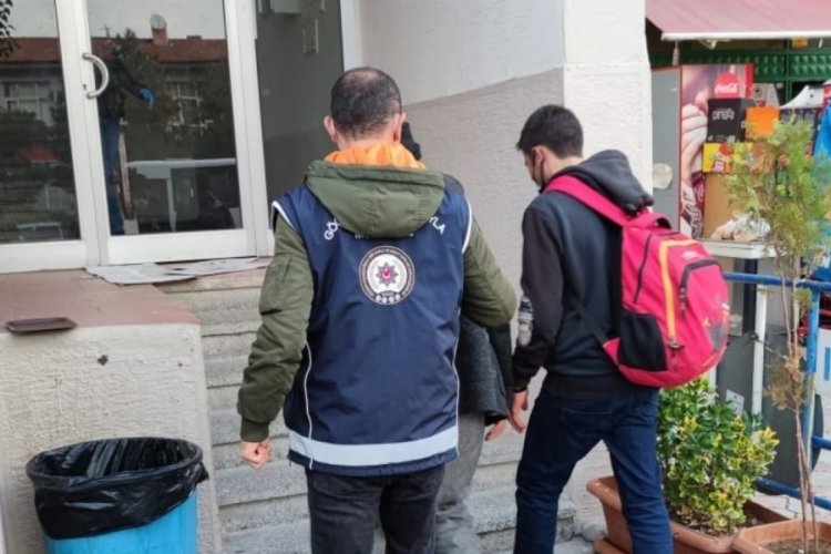 Malatya'da 32 ka&ccedil;ak g&ouml;&ccedil;men yakalandı