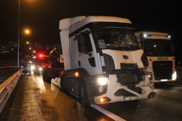 TEM'de feci kaza: Kilometrelerce kuyruk oluştu