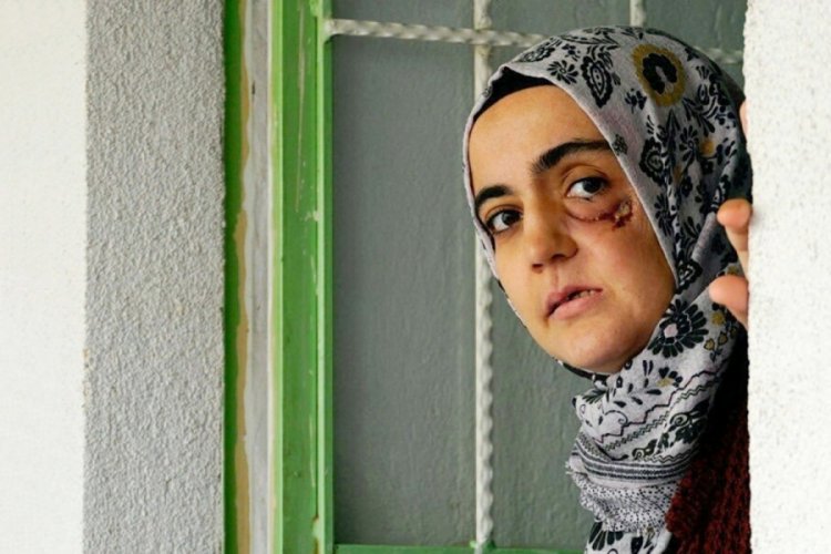 Kanser hastası FET&Ouml; h&uuml;k&uuml;ml&uuml;s&uuml; Ayşe &Ouml;zdoğan'ın infazı ertelendi