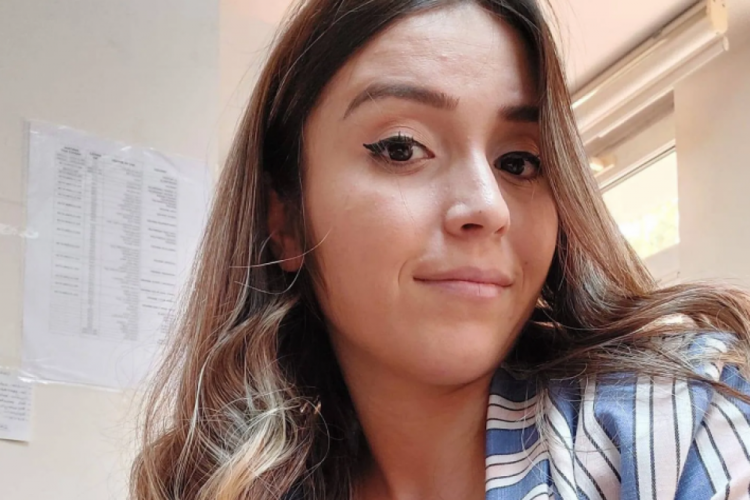 Koronavir&uuml;se yakalanan gen&ccedil; anne bebeği alındıktan sonra yaşamını yitirdi