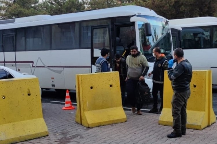 Malatya'da iki g&uuml;nde 44 d&uuml;zensiz g&ouml;&ccedil;men yakalandı