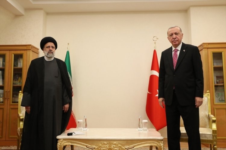 Cumhurbaşkanı Erdoğan, İran Cumhurbaşkanı Reisi ile bir araya geldi