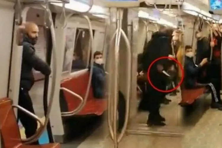 Metrodaki bı&ccedil;aklı saldırganın babasından dikkat &ccedil;eken a&ccedil;ıklama